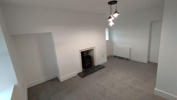 2 bedroom cottage to rent - Photo 1