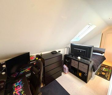 3 bedroom semi-detached house to rent - Photo 4