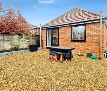 1 bedroom bungalow to rent Riverside Road, Luton, Bedfordshire, LU3 - Photo 6