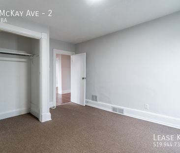 258 McKay Ave - Photo 2