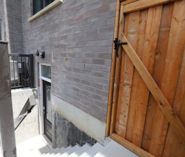 For Lease - 108 Ballantyne Boulevard, Vaughan, Ontario - Photo 2