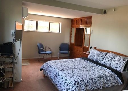 One Bedroom house for rent - Photo 2