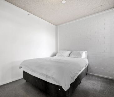 A fantastic furnished opportunity at Royal Park Tower - Photo 2