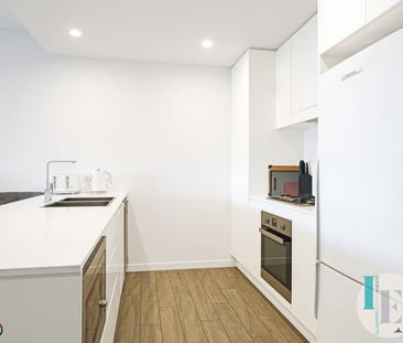 Contemporary Apartment Living Just Steps from Everything - Photo 2