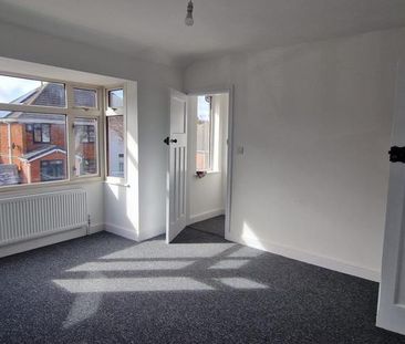 2 bedroom semi-detached house to rent - Photo 3