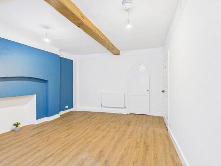 2 bedroom ground floor flat to rent - Photo 5