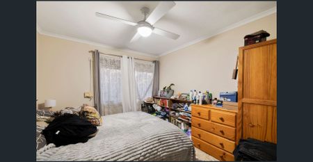 Charming Family Home - Photo 5