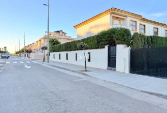 Pilar De La Horadada