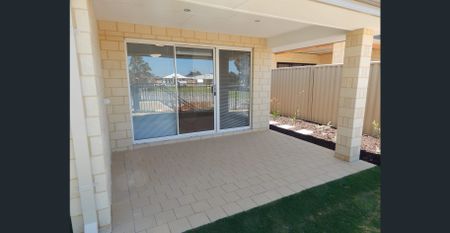 SOUGHT AFTER LOCATION - Photo 3