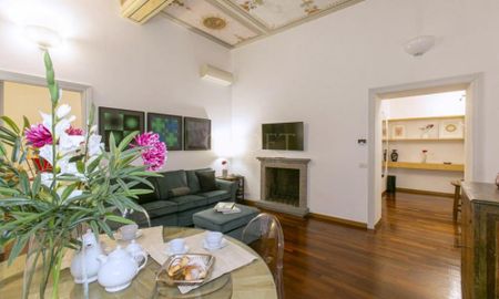 MAINLY INTERNAL USE FOR PRODUCTIONS - Photo 3