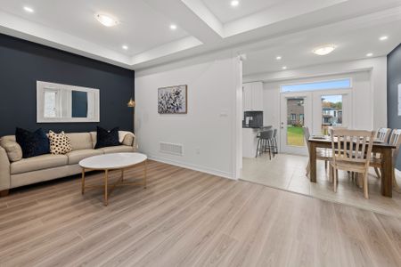 For Lease - 270 Great Falls Boulevard, Hamilton, Ontario - Photo 3