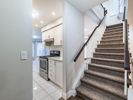 For Lease - 318 Elderberry Street, Orangeville, Ontario - Photo 3