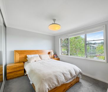 6 Iraga Avenue, WEST WOLLONGONG NSW 2500 - Photo 1