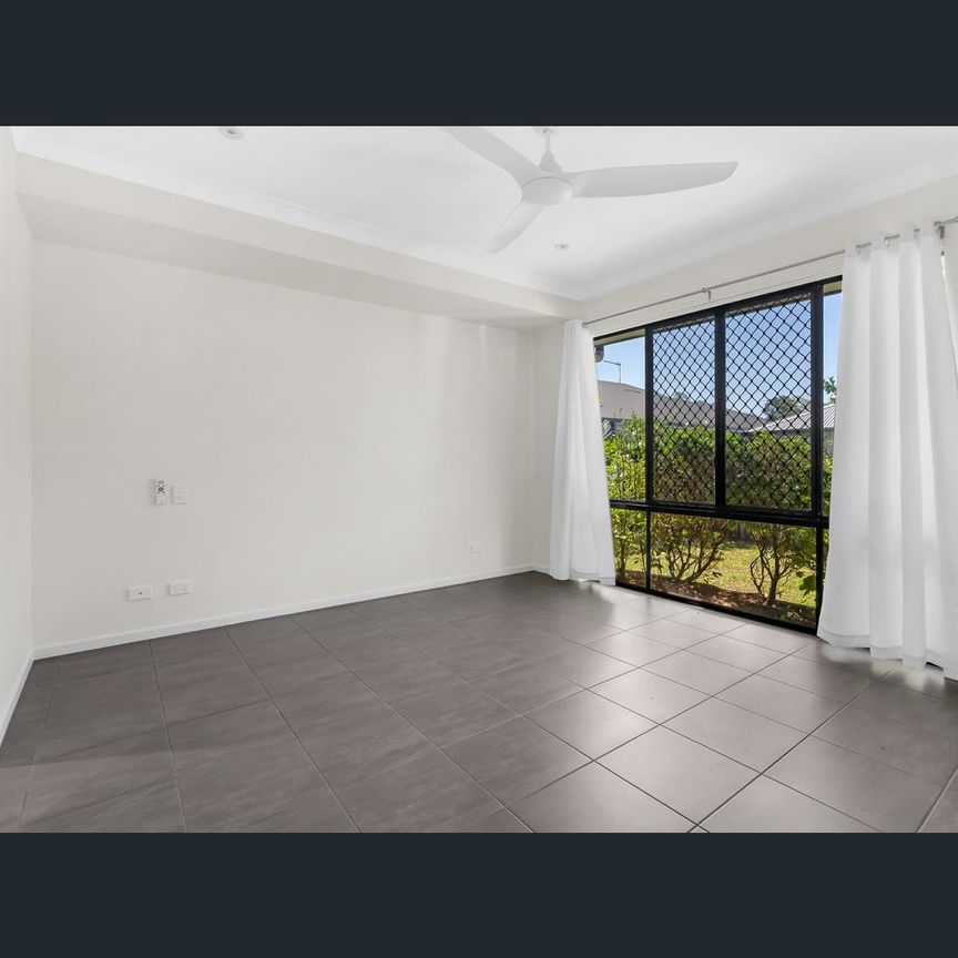 14 Genesta Circuit, Redlynch, Qld 4870 - Photo 1