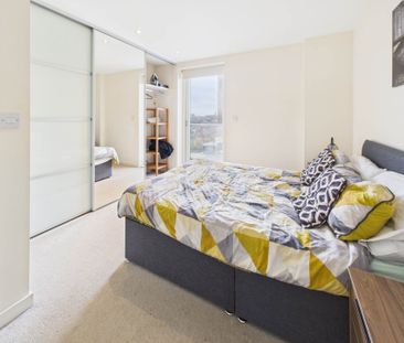 Price £1,095 pcm - Available Now - Unfurnished - Photo 1