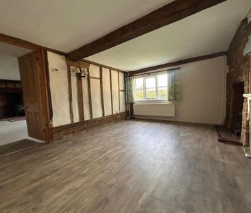 4 bedroom semi-detached house to rent - Photo 2