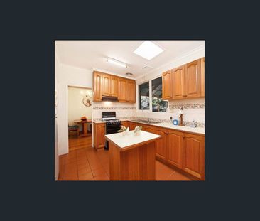 Character and Charm - Photo 5