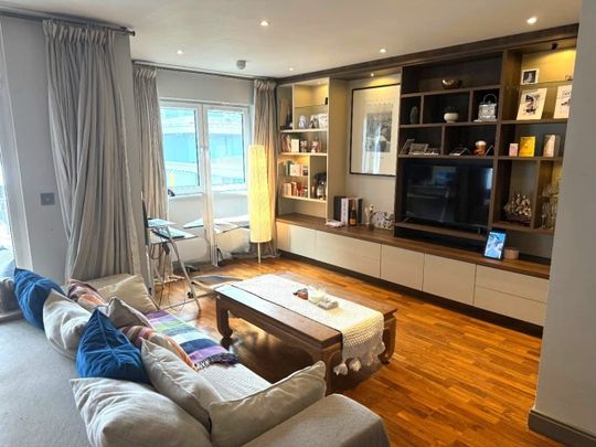 1 Bed Flat, Holman Road, SW11 - Photo 1