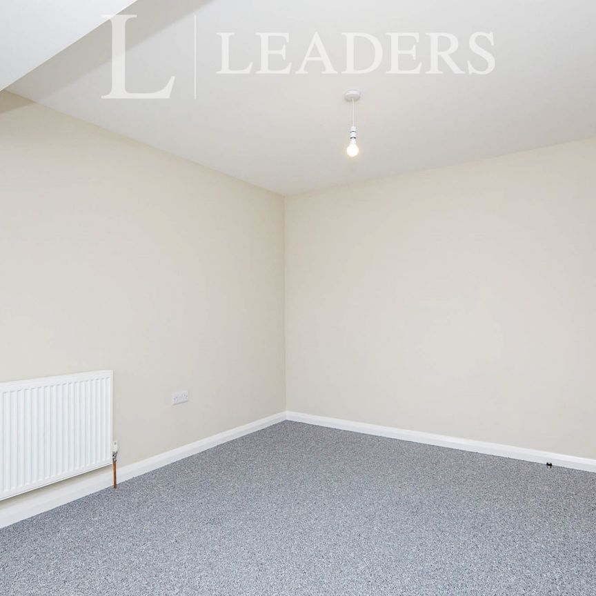 2 bedroom apartment to rent High Street, Alfreton, DE55 - Photo 1