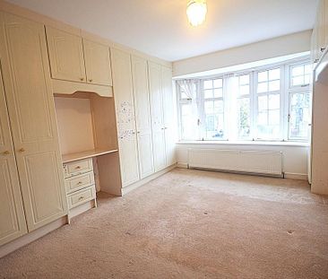 3 bedroom semi-detached house to rent - Photo 6