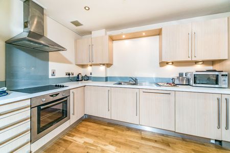 2 bedroom apartment to rent - Photo 4