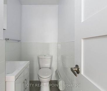 2 Bedroom, 2 Bathroom - Sussex Square Residences - Photo 4