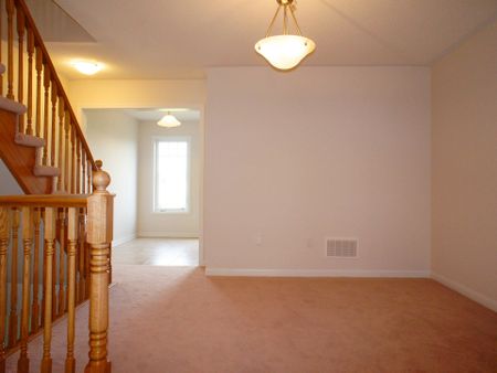 For Lease - 6020 Derry Road Unit# 52, Milton, Ontario - Photo 4