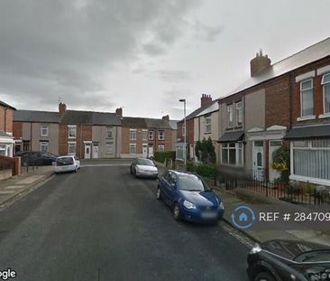 2 bedroom terraced house to rent - Photo 4