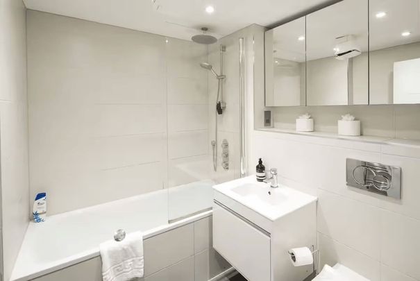 2 Bed Flat, Bethnal Green Road, E2 - Photo 1