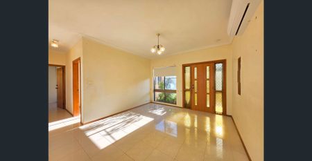 TIDY & CLEAN 2 BEDROOM VILLA FOR RENT - Photo 4