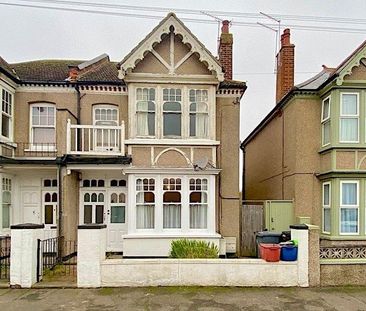 1 bedroom ground floor flat to rent - Photo 2