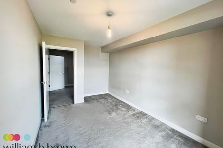 Victoria Avenue - Photo 2