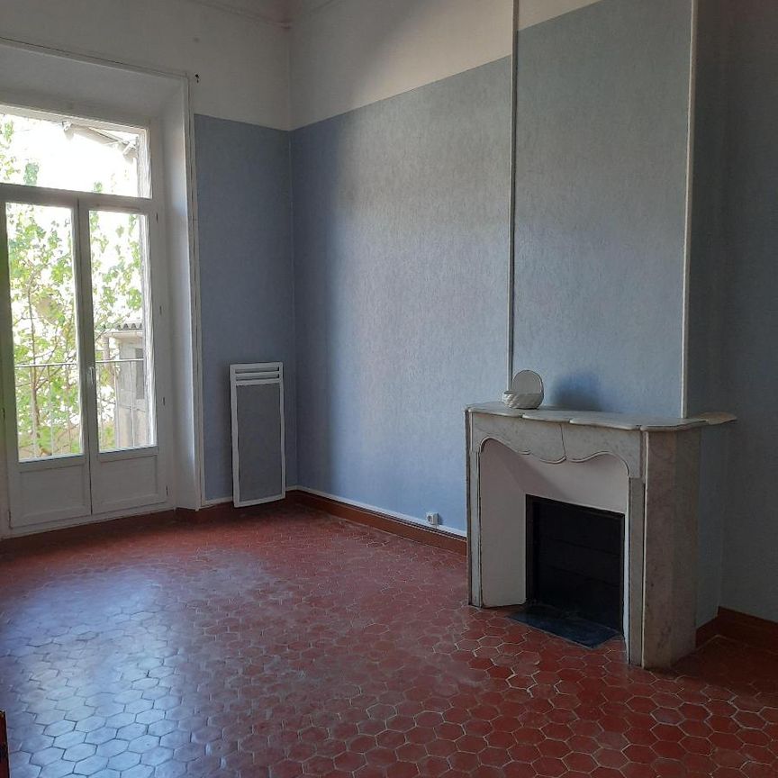 Location Appartement 3 pièces 121m² DRAGUIGNAN 83300 - Photo 1