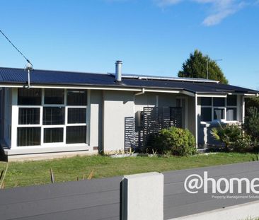 Comfort and Convenience in Summerhill - Photo 6