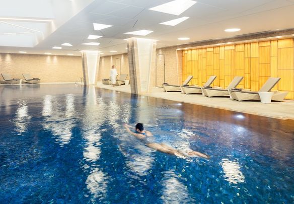 Columbia Gardens, LONDON - Photo 1