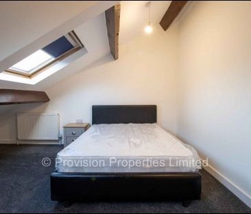 2 Bedroom Lets in Leeds - Photo 3