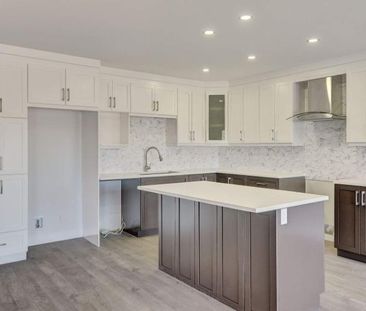 2 CH - 2 SDB - Sherbrooke - $1,800 /mo - Photo 2