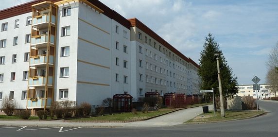 2 Raum-Wohnung mit verglastem Balkon und Aufzug - Photo 2