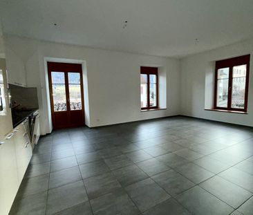 Appartement de 4.5 pièces entièrement rénové à louer - Photo 1