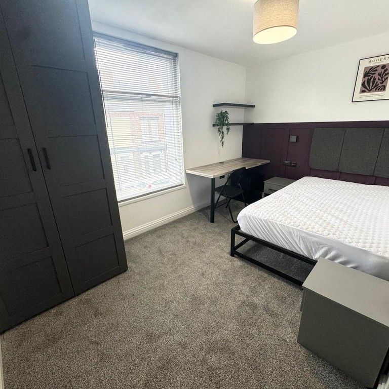 1 Bedroom Shared House - Photo 1