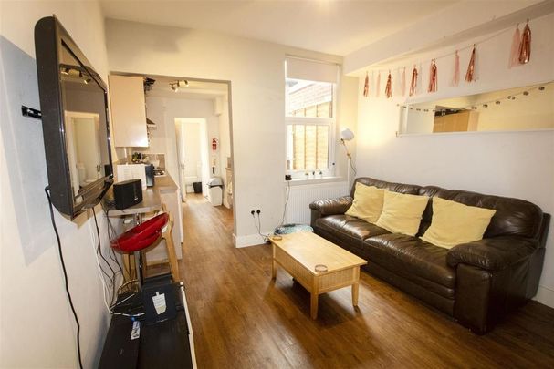 3 bedroom house to rent - Photo 1