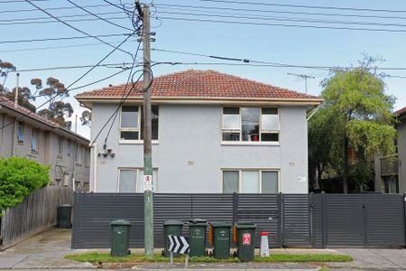 Thinking of selling? Contact our agent - Photo 3