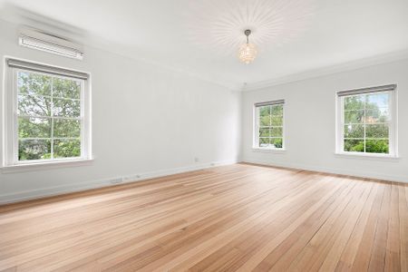 Thinking of selling? Contact our agent - Photo 2