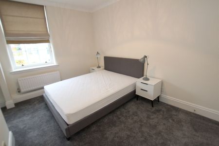 Royal Standard House - Photo 4