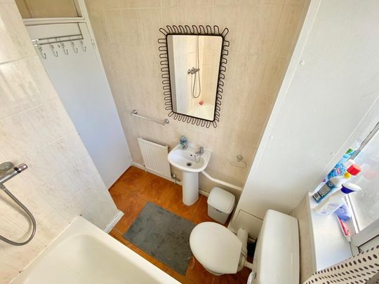 5 bedroom house share to rent - Photo 1