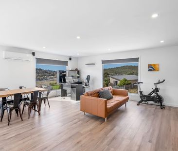 Modern Family Home with Amazing Outlook - Photo 1