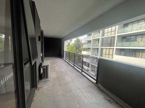 Contemporary Comfort & Convenience in Liverpool's Vibrant CBD - Photo 1