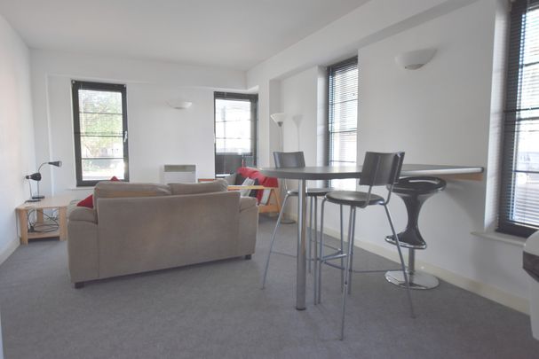 2 Bedroom Ground Floor Flat - Photo 1