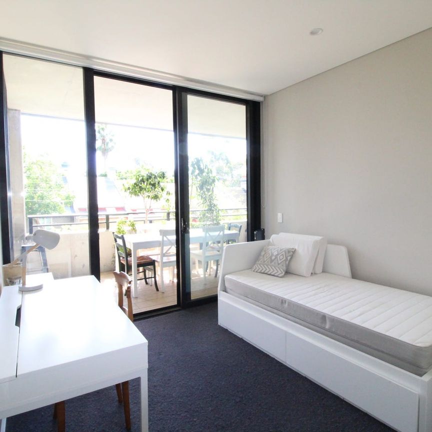 2 BEDROOM APARTMENT - Photo 1