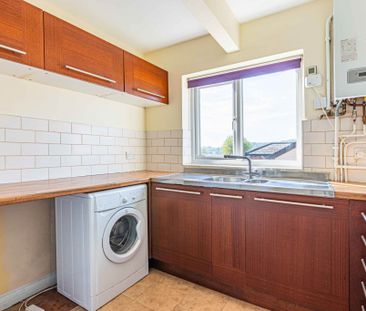 1 bed Maisonette for rent - Photo 5